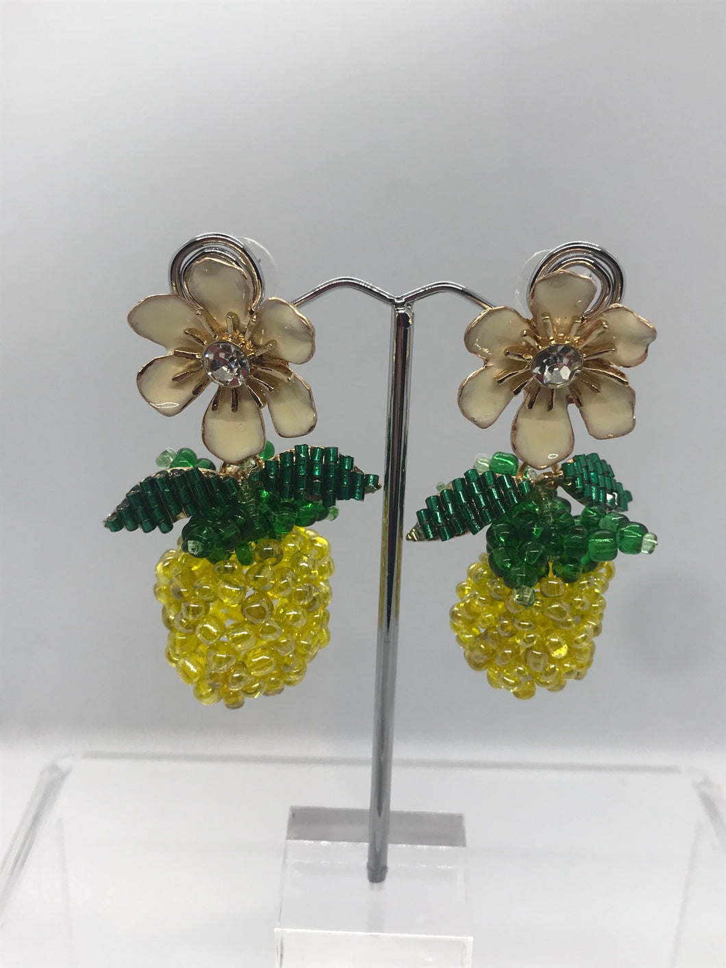 Pineapple beaded earrings