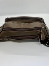 Load image into Gallery viewer, Leather mens bum bag
