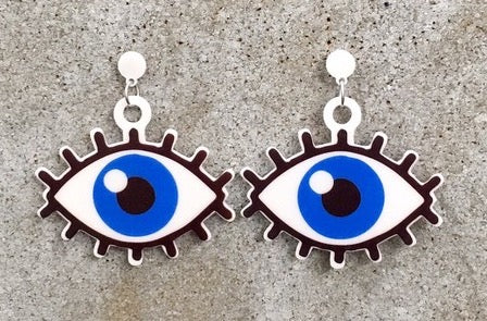 Eye earrings